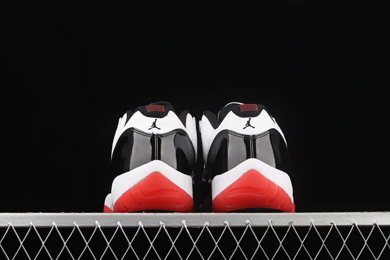 All categories Air Jordan Jordan series basketball shoes Air Jordan 11 Z version Air Jordan 11 Retro Low AJ11 Joe 11 low-top patent leather black and red top layer genuine carbon AV2187-160